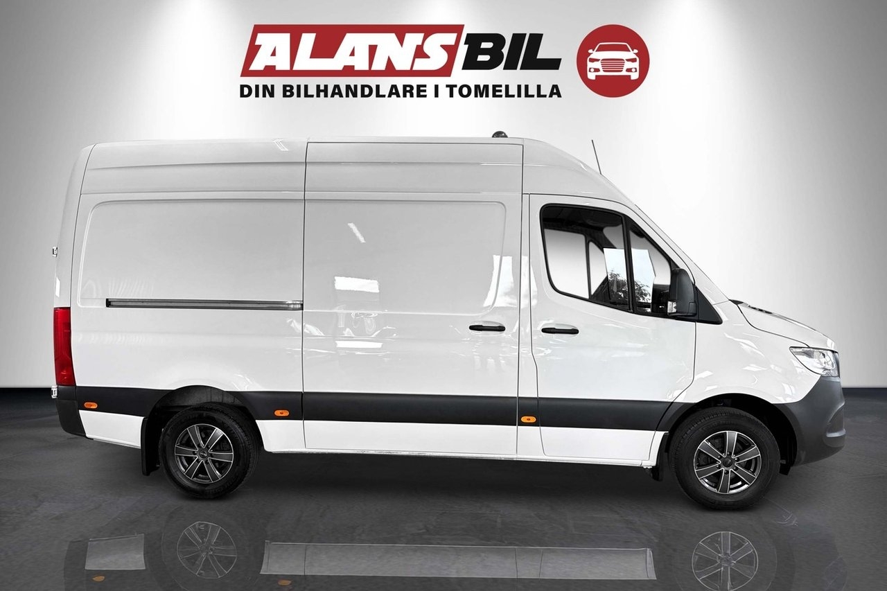 Mercedes-Benz Sprinter 2022, bild 2/9