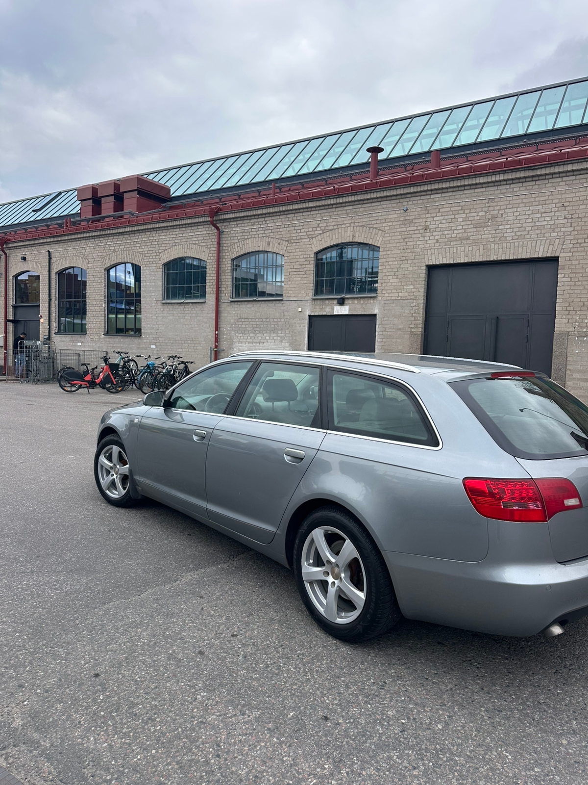 Audi A6 Avant 2.0 TDI Multitronic 2008, bild 6/9