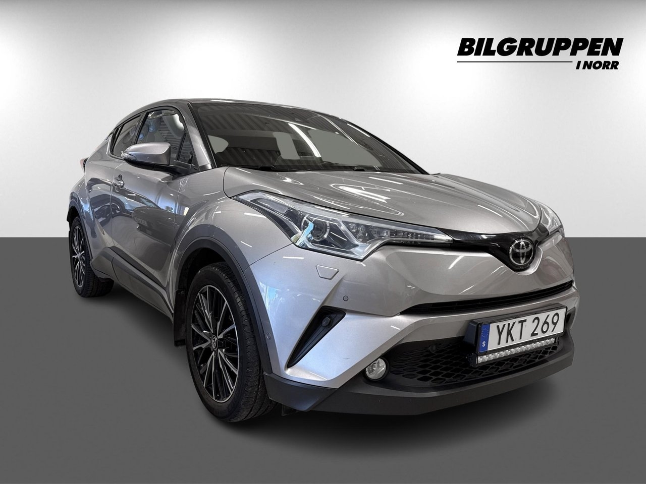 Toyota C-HR 2017, kuva 3/10