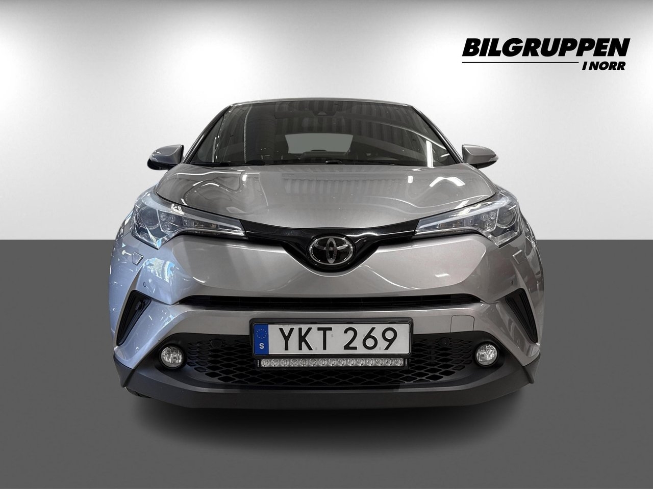 Toyota C-HR 2017, kuva 2/10