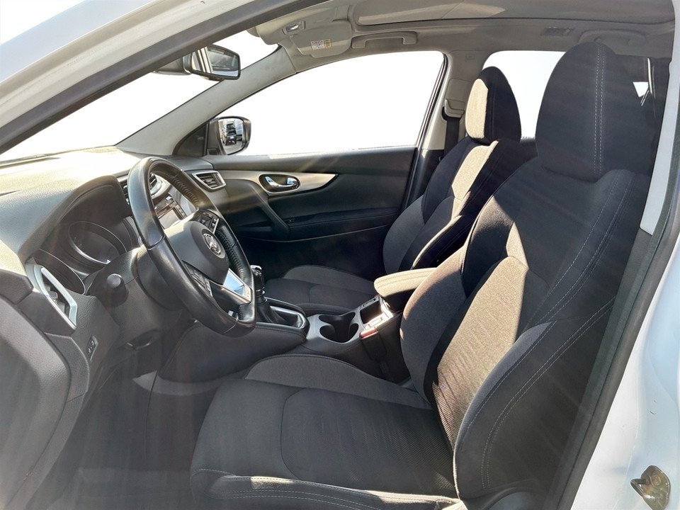 Nissan Qashqai 2017, bild 4/10