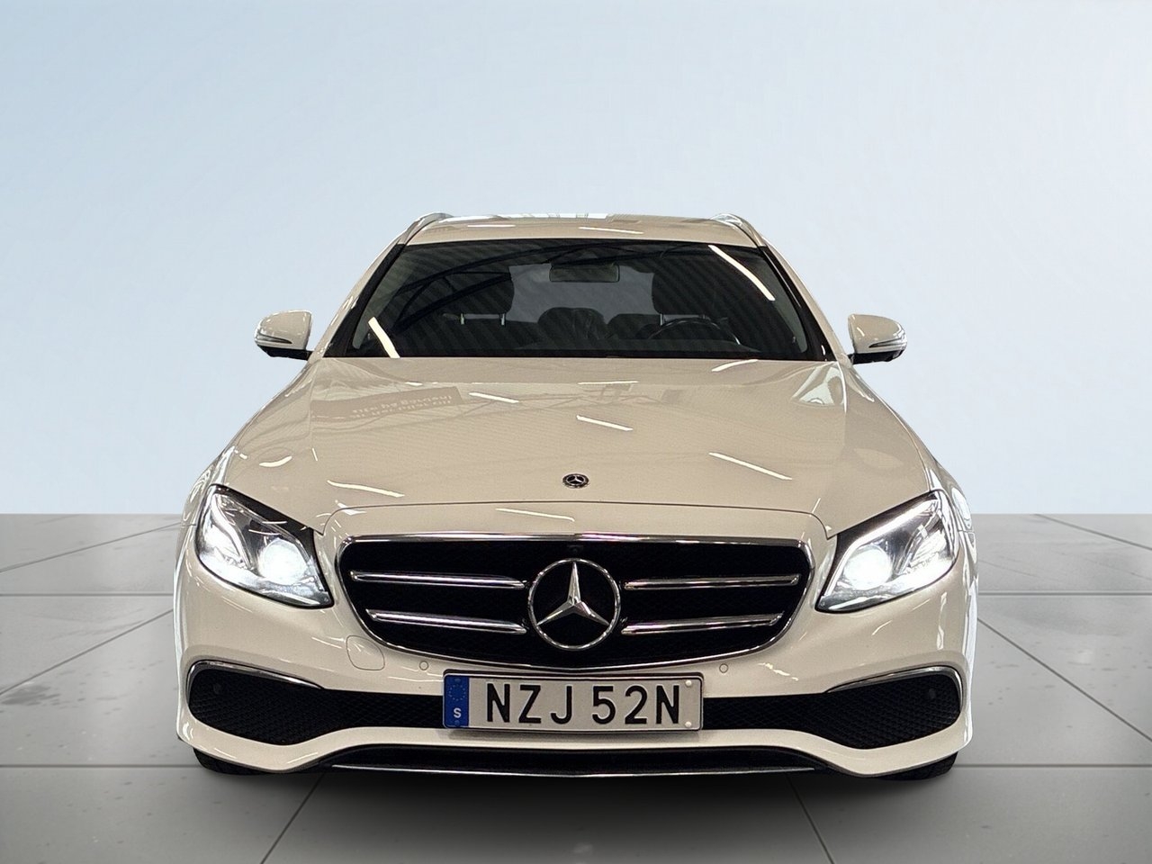 Mercedes-Benz E 2019, bild 2/10