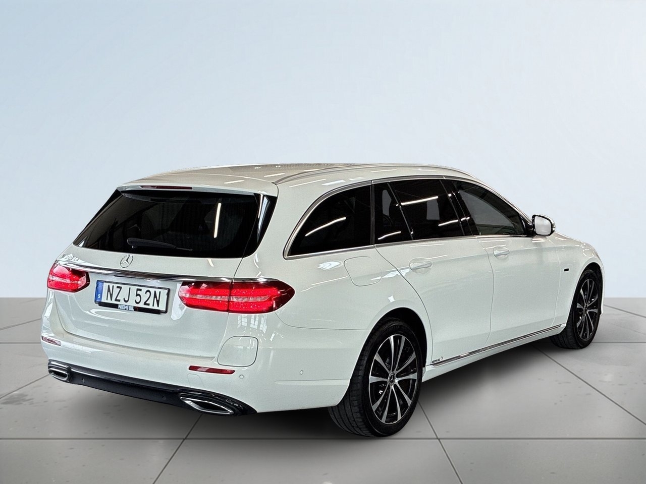 Mercedes-Benz E 2019, bild 6/10