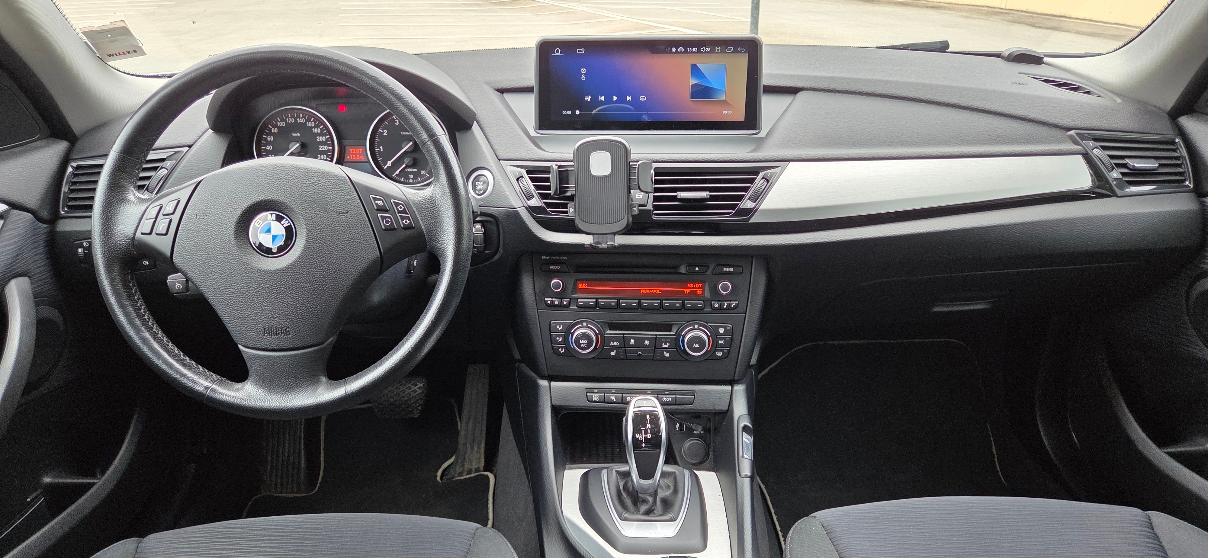 BMW X1 xDrive28i Steptronic 2015, bild 3/10