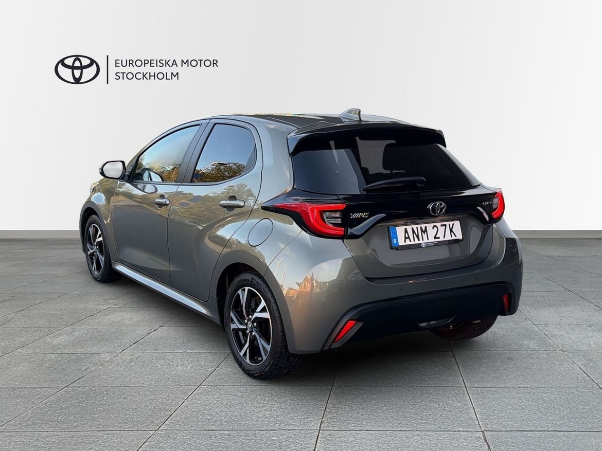Toyota Yaris 2024, bild 2/13