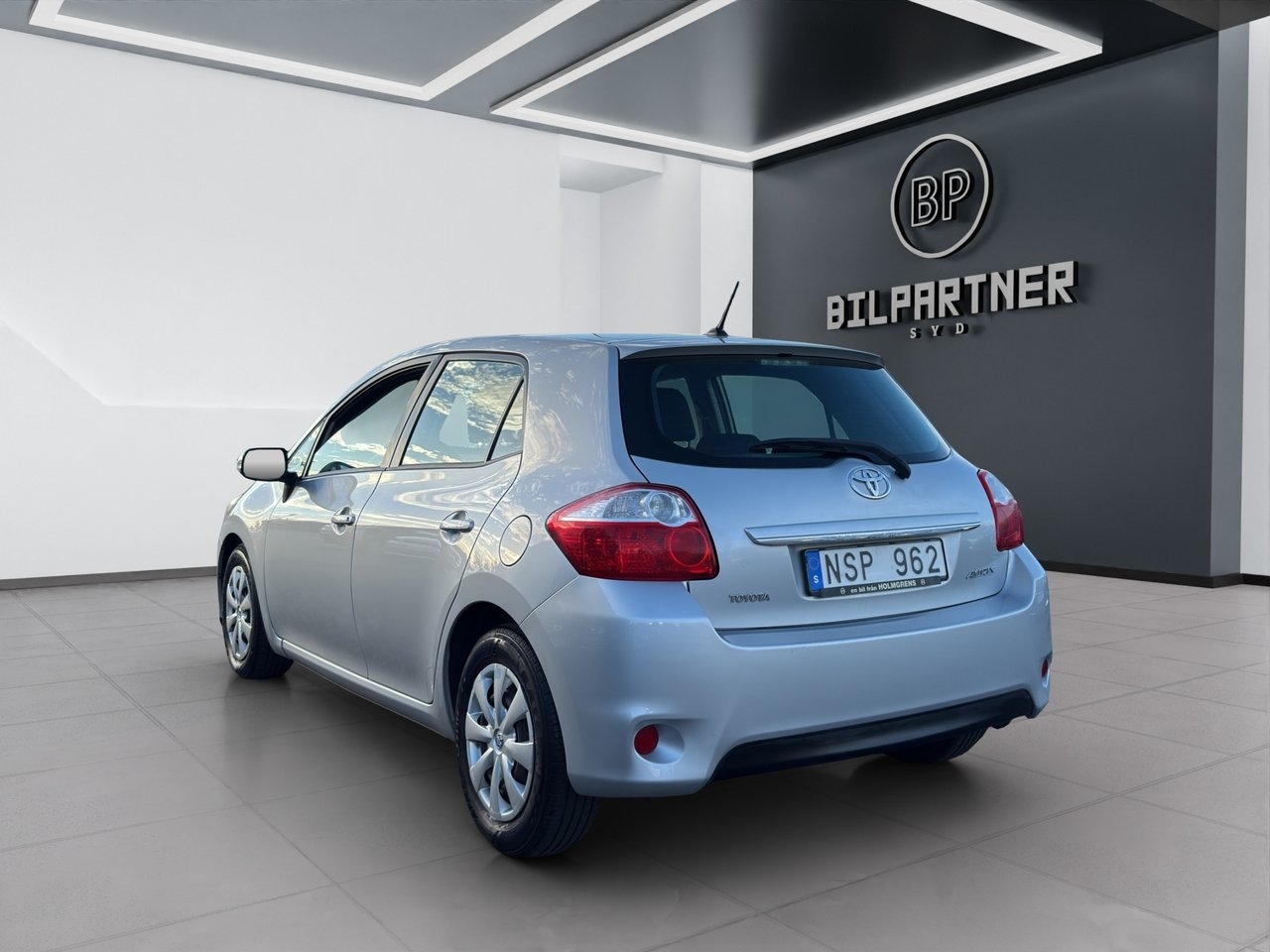 Toyota Auris 2010, bild 7/10