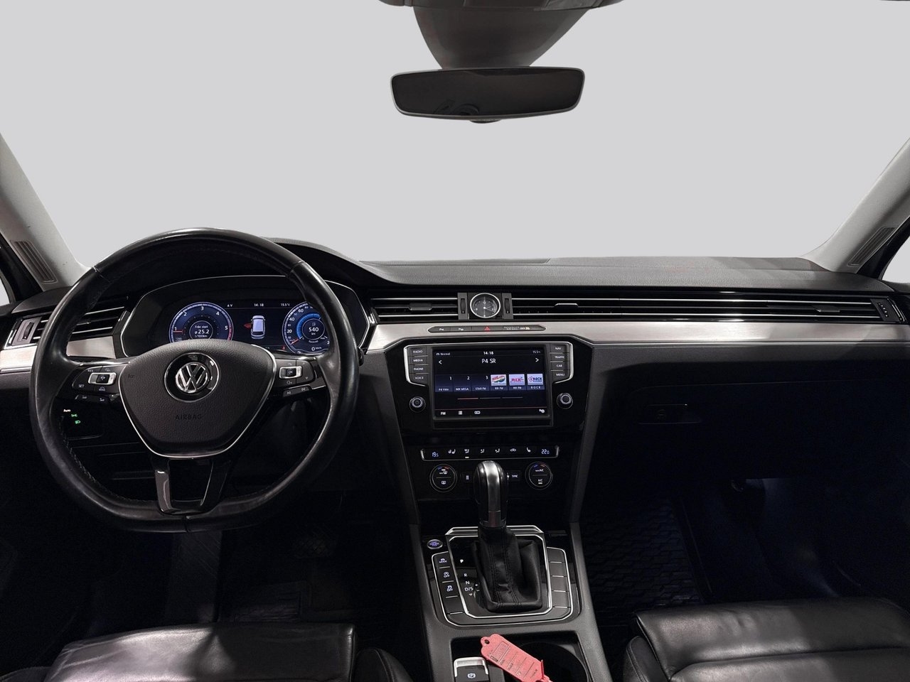 Volkswagen Passat 2015, bild 7/10