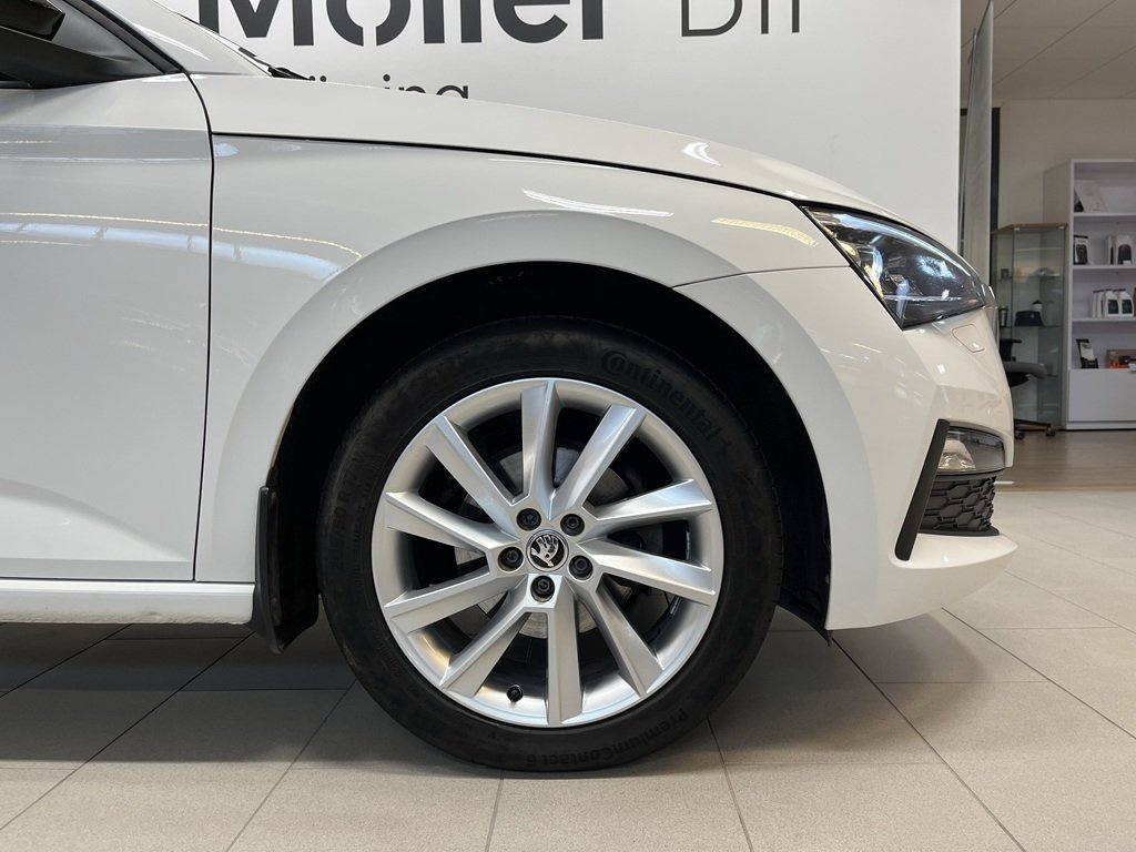 Skoda Scala Style 1.0 TSI 115hk Drag 2020, bild 4/21