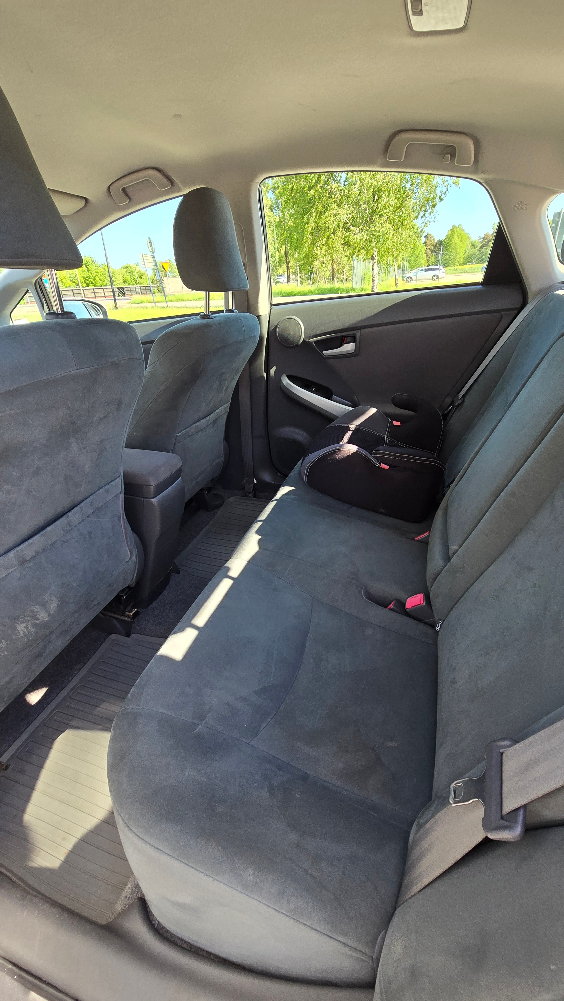 Toyota Prius Hybrid CVT 2012, bild 4/5