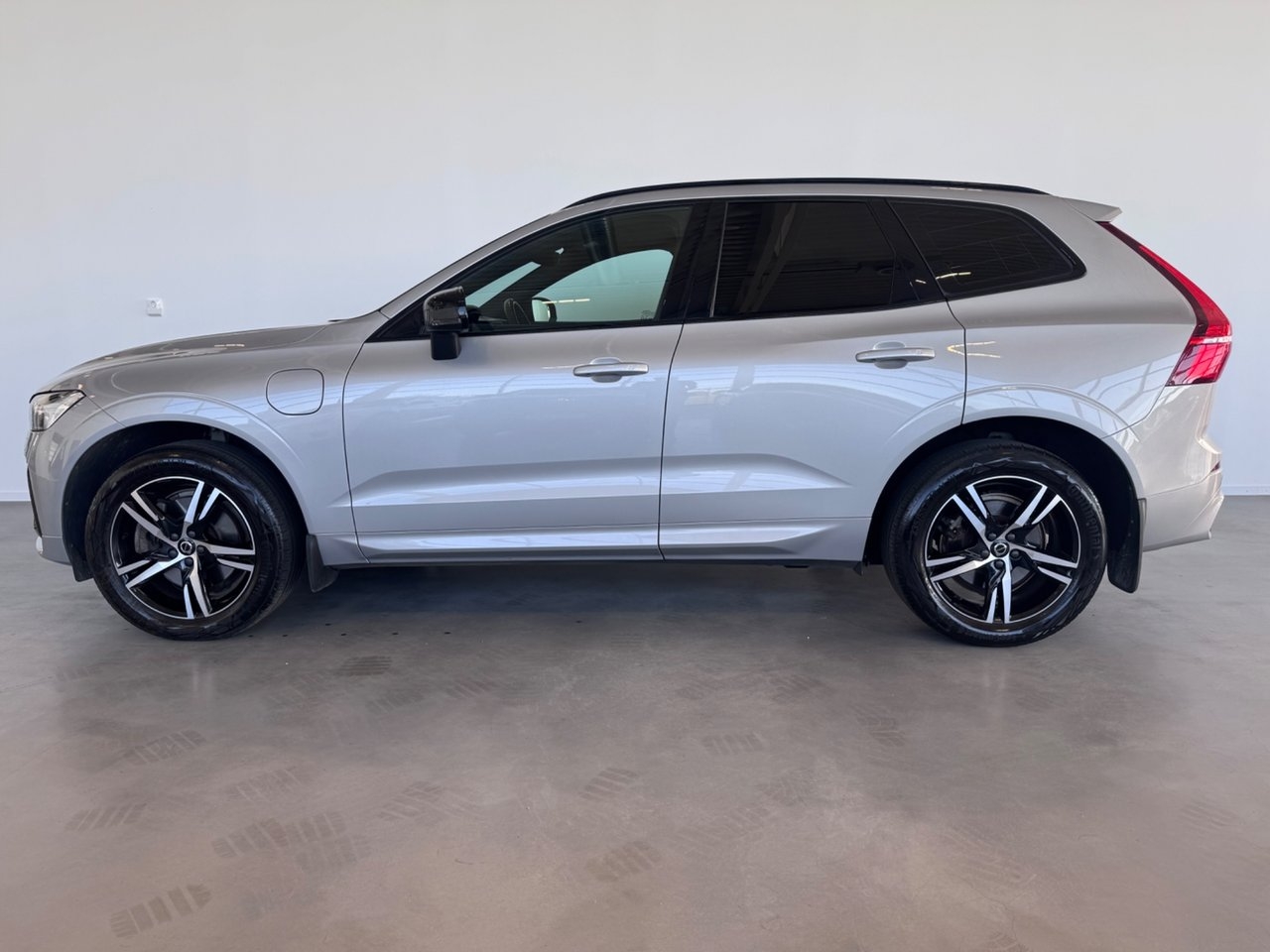 Volvo XC60 Recharge T6 2022, kuva 2/10