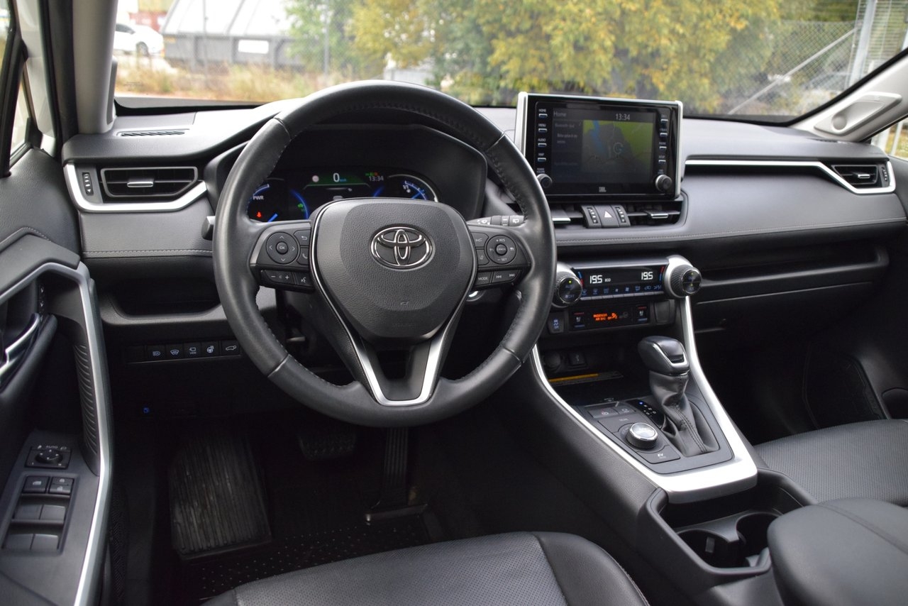 Toyota RAV4 2021, bild 7/10
