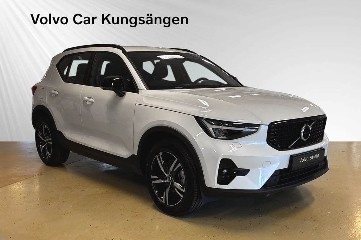 Volvo XC40 B4 FWD Bensin Plus Dark 2025, bild 6/10