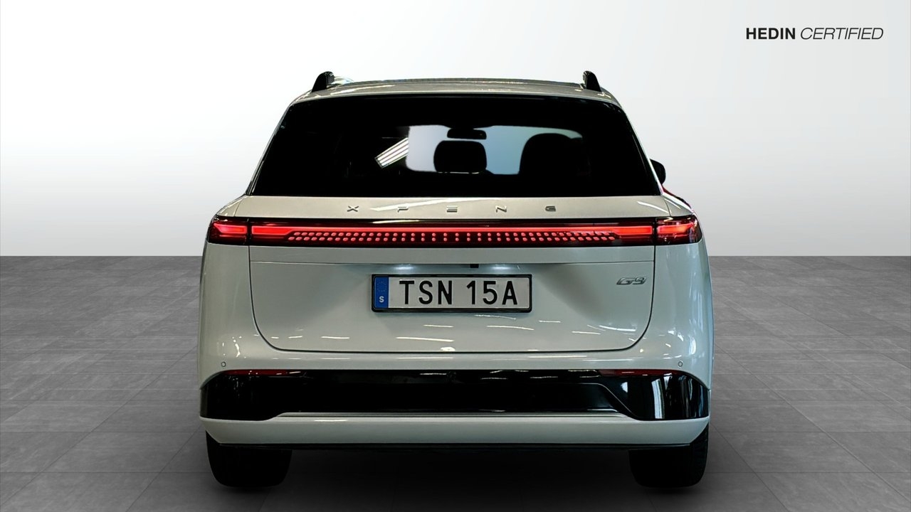 XPENG G9 Standard Range 313hp 2023, bild 7/10