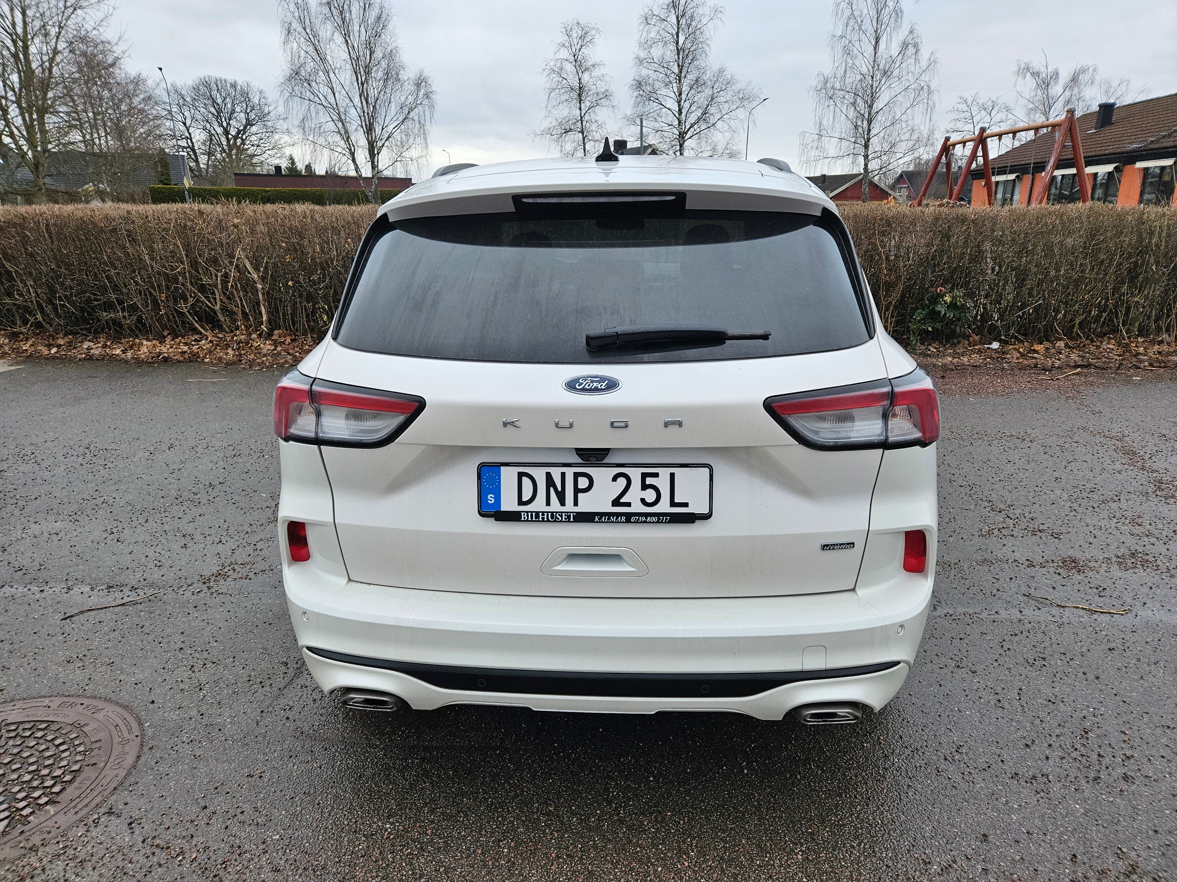 Ford Kuga Plug-In Hybrid E-CVT 2020, bild 4/5