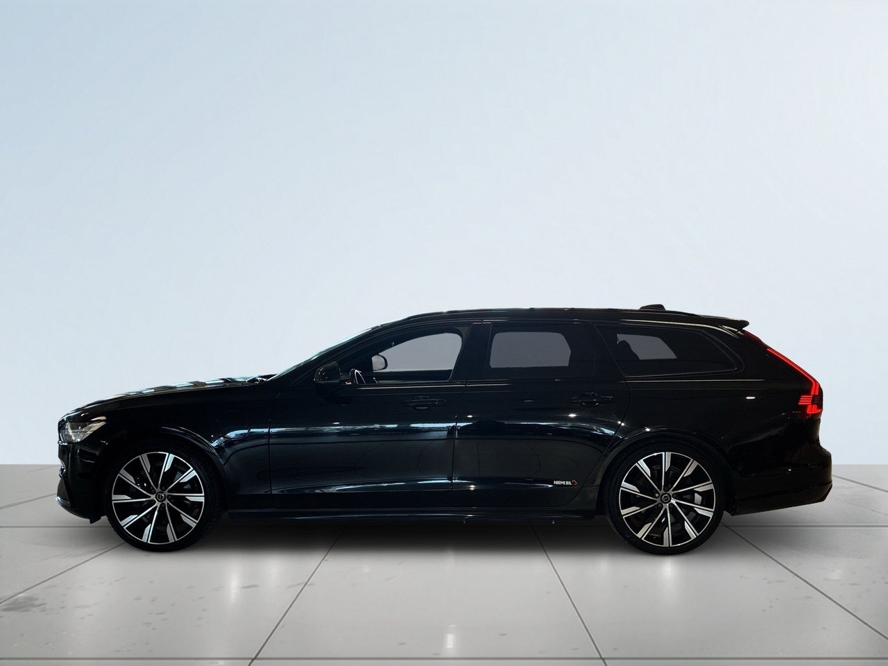 Volvo V90 PLUG-IN T8 AWD R-Design Drag 2021, bild 4/10