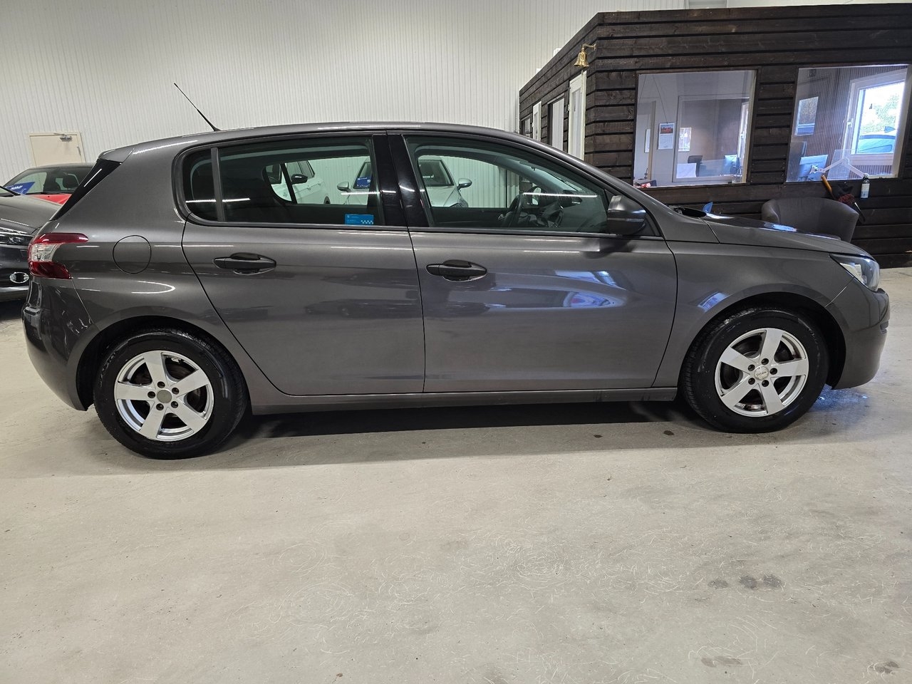Peugeot 308 1.2 VTi 82 Access Euro 6 2016, bild 4/10
