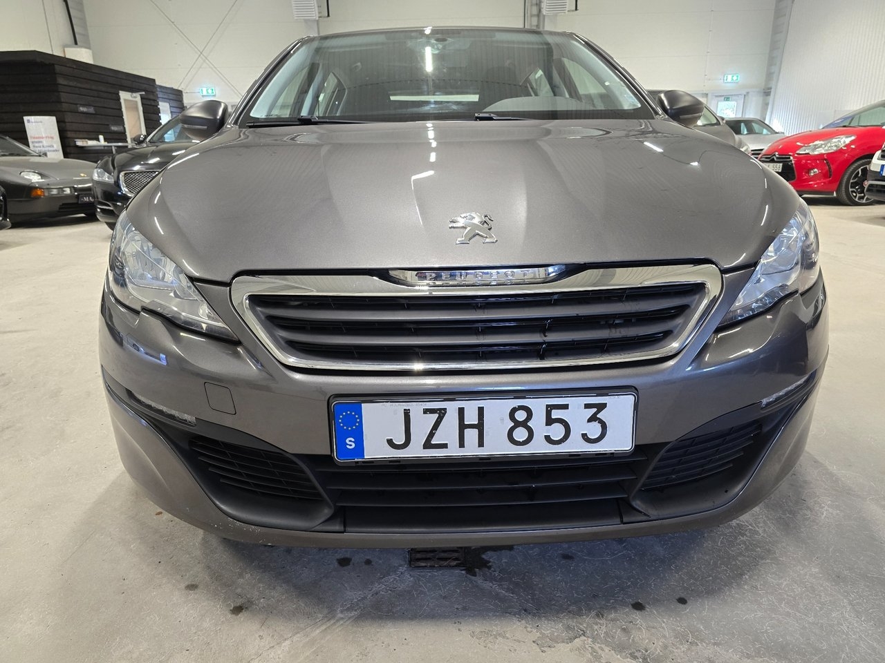 Peugeot 308 1.2 VTi 82 Access Euro 6 2016, bild 2/10