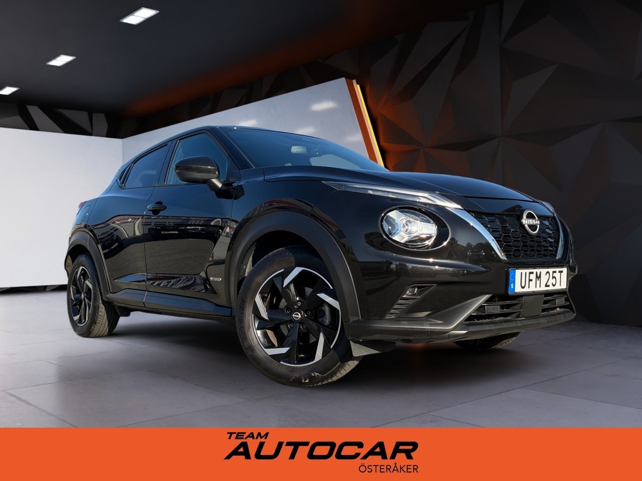 Nissan Juke N-Connecta Hybrid 2024, bild 2/17