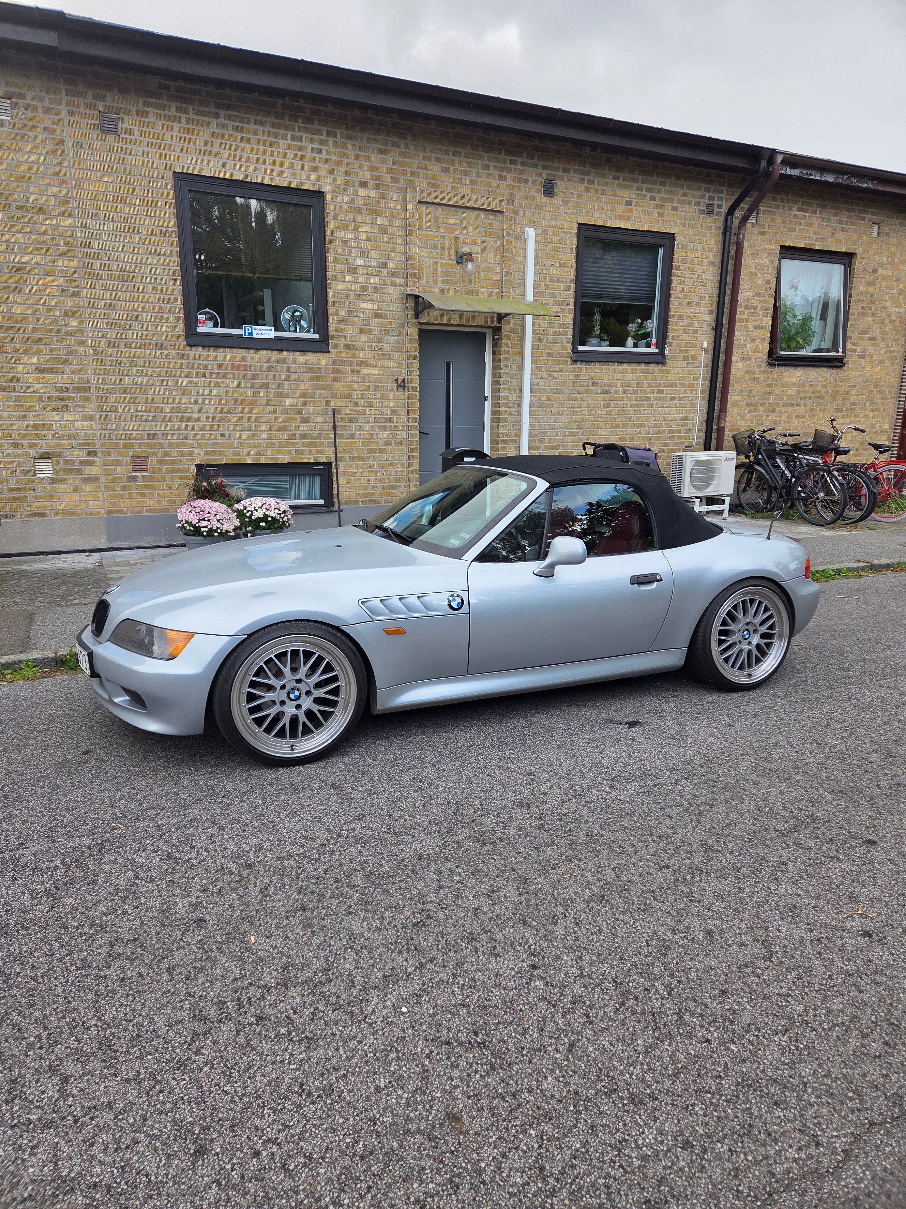 BMW Z3 1.9 Roadster Manuell 1996, bild 2/3