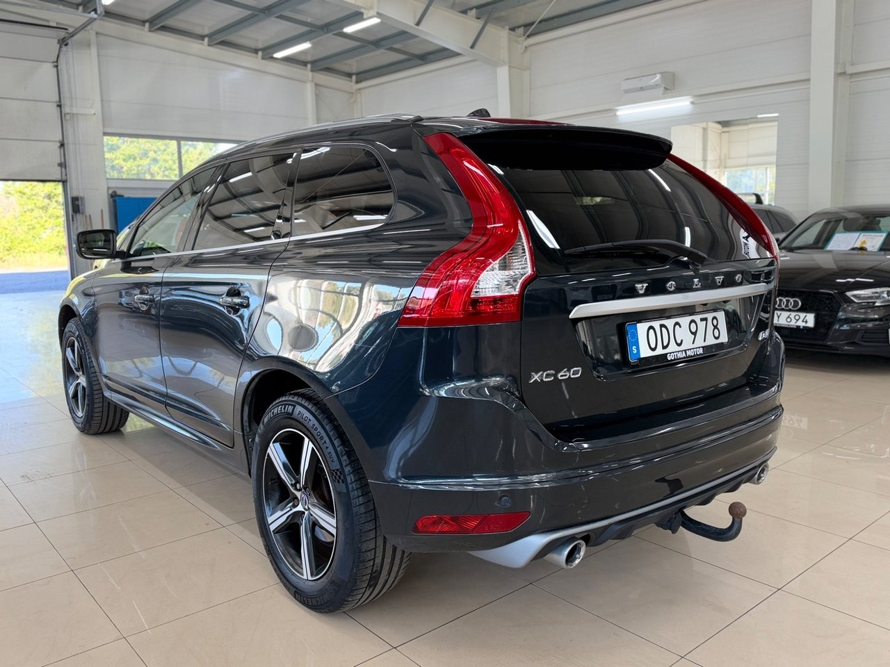 Volvo XC60 D4 Classic R-Design 2017, bild 6/10
