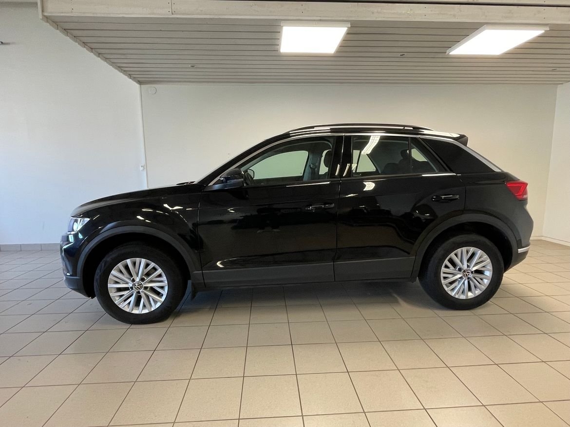 Volkswagen T-Roc 1,5 TSI 150HK Automat 2021, kuva 2/6
