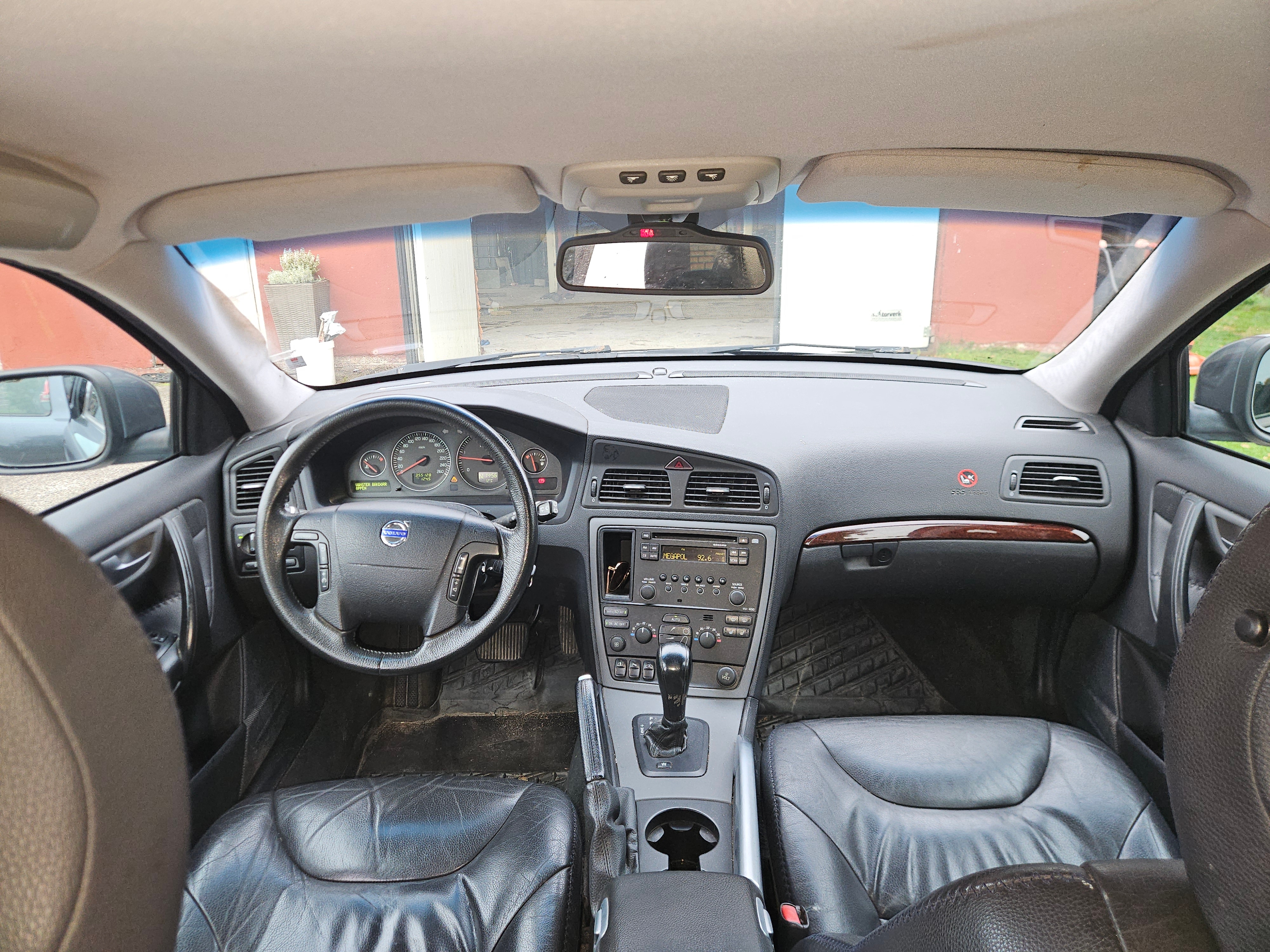 Volvo XC70 D5 AWD Geartronic 2007, photo 3/3
