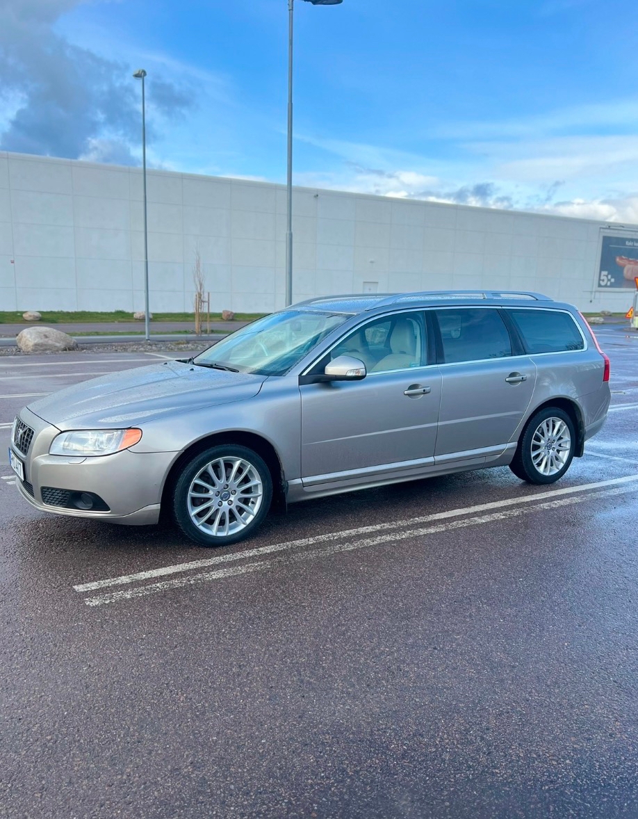 Volvo V70 D5 Geartronic 2009, bild 4/6
