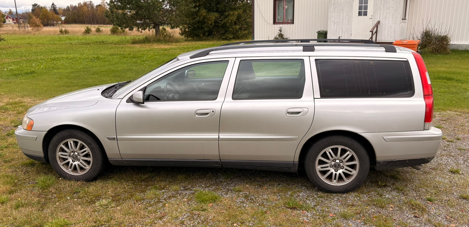 Volvo V70 2.4 Manuell 2006, bild 6/10