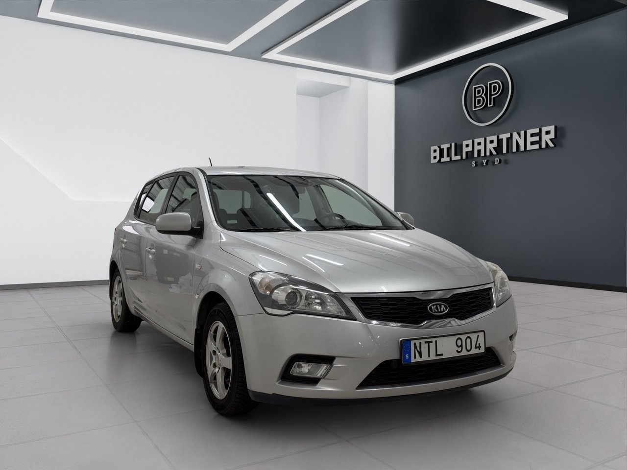 Kia Ceed cee'd 1.6 CRDi ECO 2012, bild 4/10