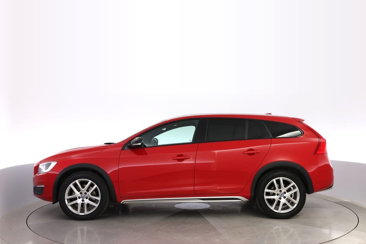 Volvo V60 Cross Country 2017, bild 2/10