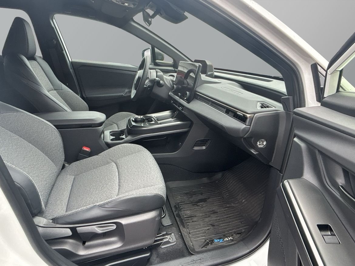 Toyota bZ4X ACTIVE TECH 2025, bild 7/10