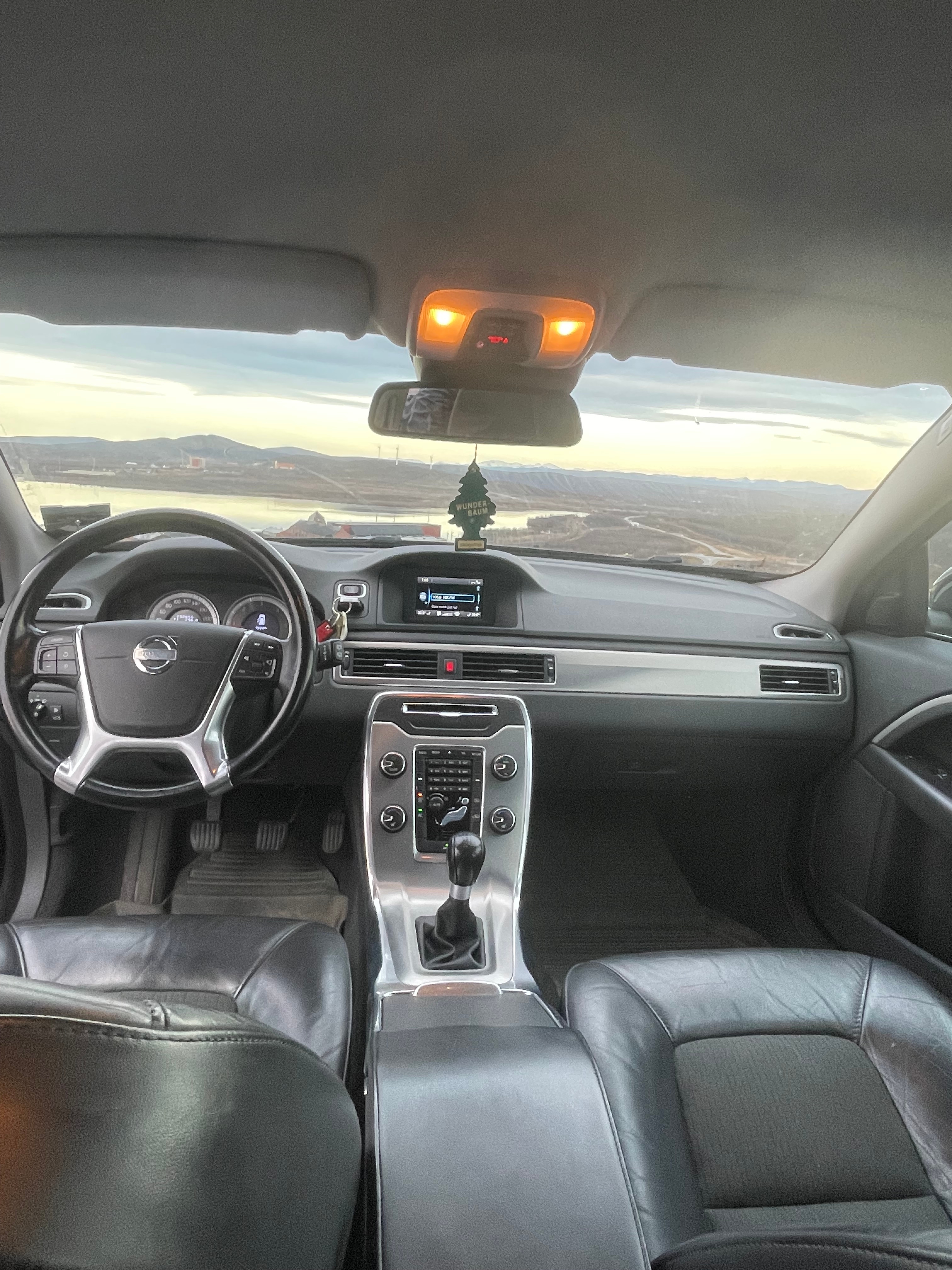 Volvo V70 2012, kuva 7/10