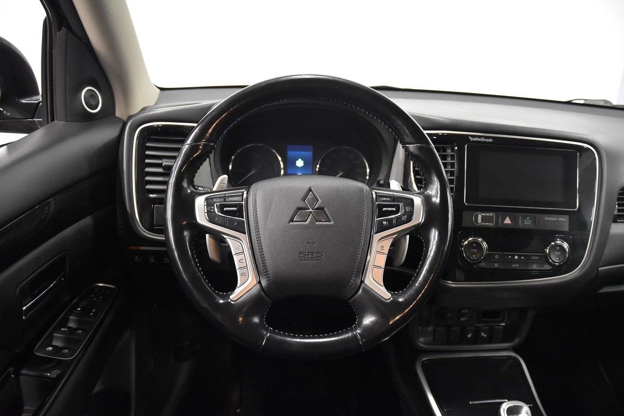 Mitsubishi Outlander 2018, bild 2/10