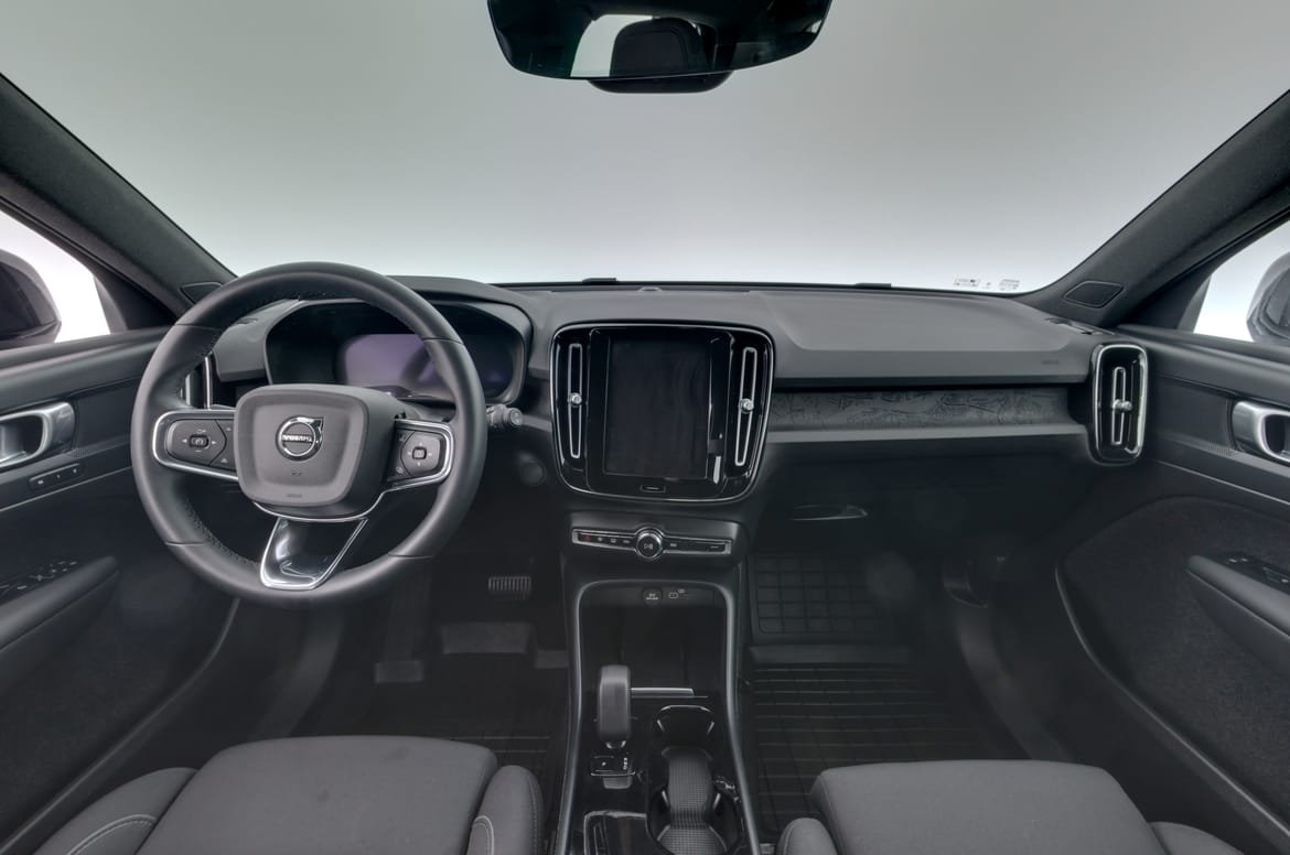 Volvo XC40 Recharge Plus 2023, bild 7/10