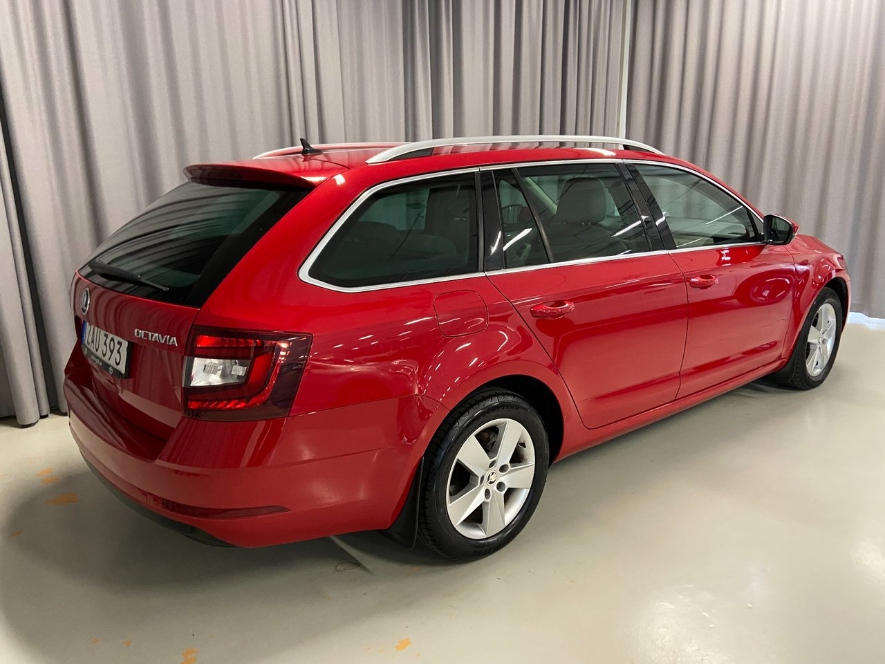 Skoda Octavia 2018, bild 5/10