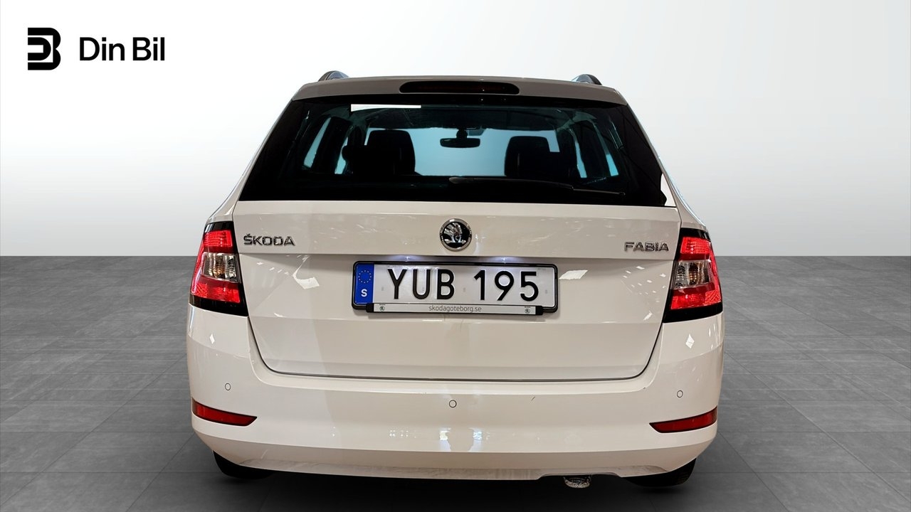 Skoda Fabia Combi STYLE 1,0 TSI 95 2019, bild 5/10