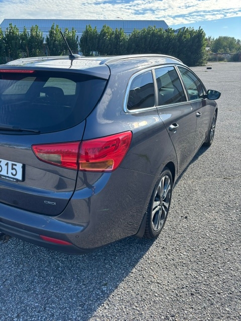 Kia Ceed _sw 1.6 CRDi Manuell 2015, bild 5/10