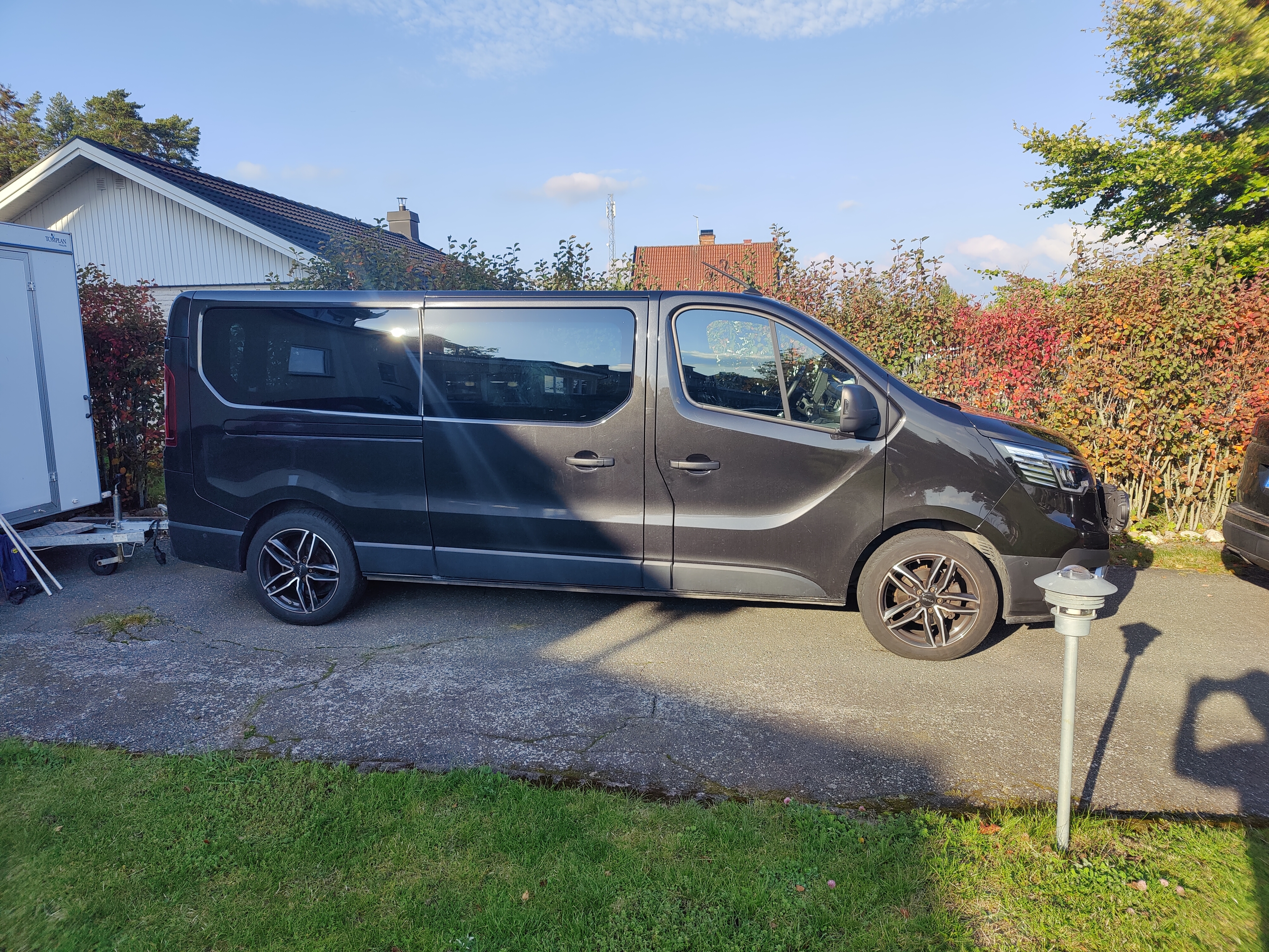 Renault Trafic 2022, bild 2/10