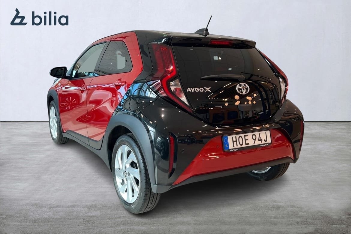 Toyota Aygo X 1,0 S-CVT Pulse 2023, bild 2/10