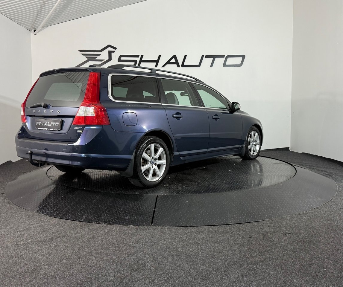 Volvo V70 2.5FT Momentum 2010, bild 5/10