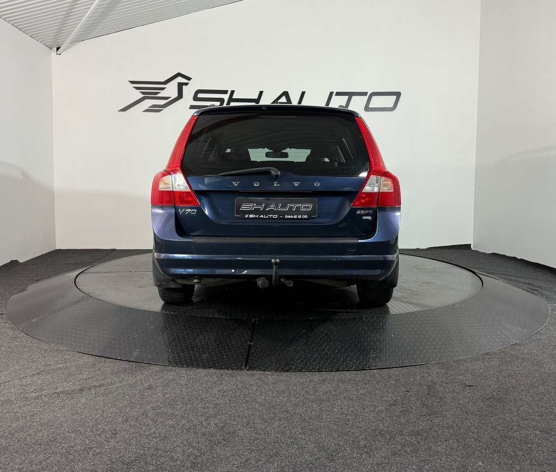 Volvo V70 2.5FT Momentum 2010, bild 6/10