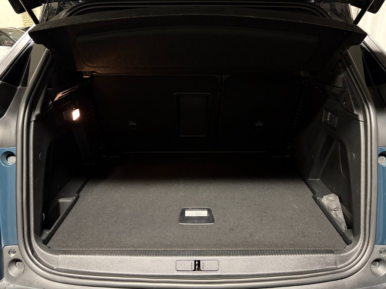Peugeot 3008 GT PT 130 AUT8 2023, bild 5/10