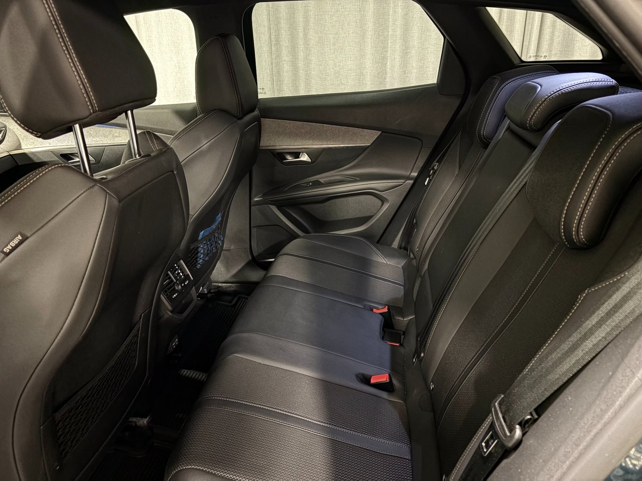 Peugeot 3008 GT PT 130 AUT8 2023, bild 6/10