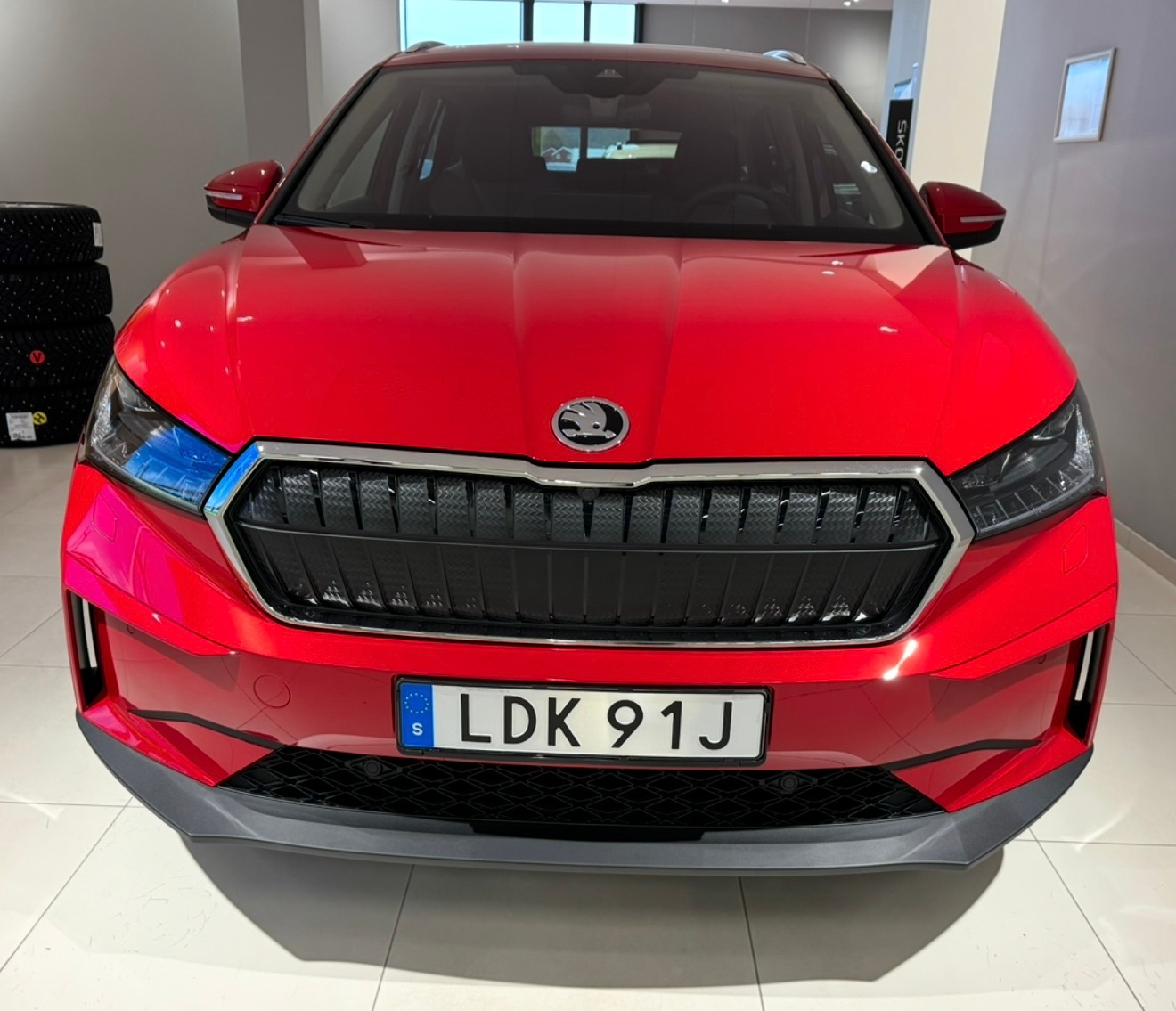 Skoda Enyaq 85x 2025, bild 2/10