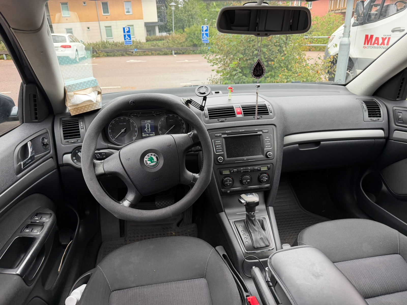Skoda Octavia 2008, bild 4/5