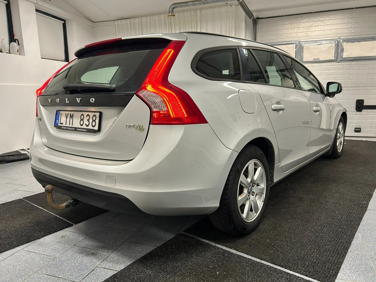 Volvo V60 2012, kuva 2/10