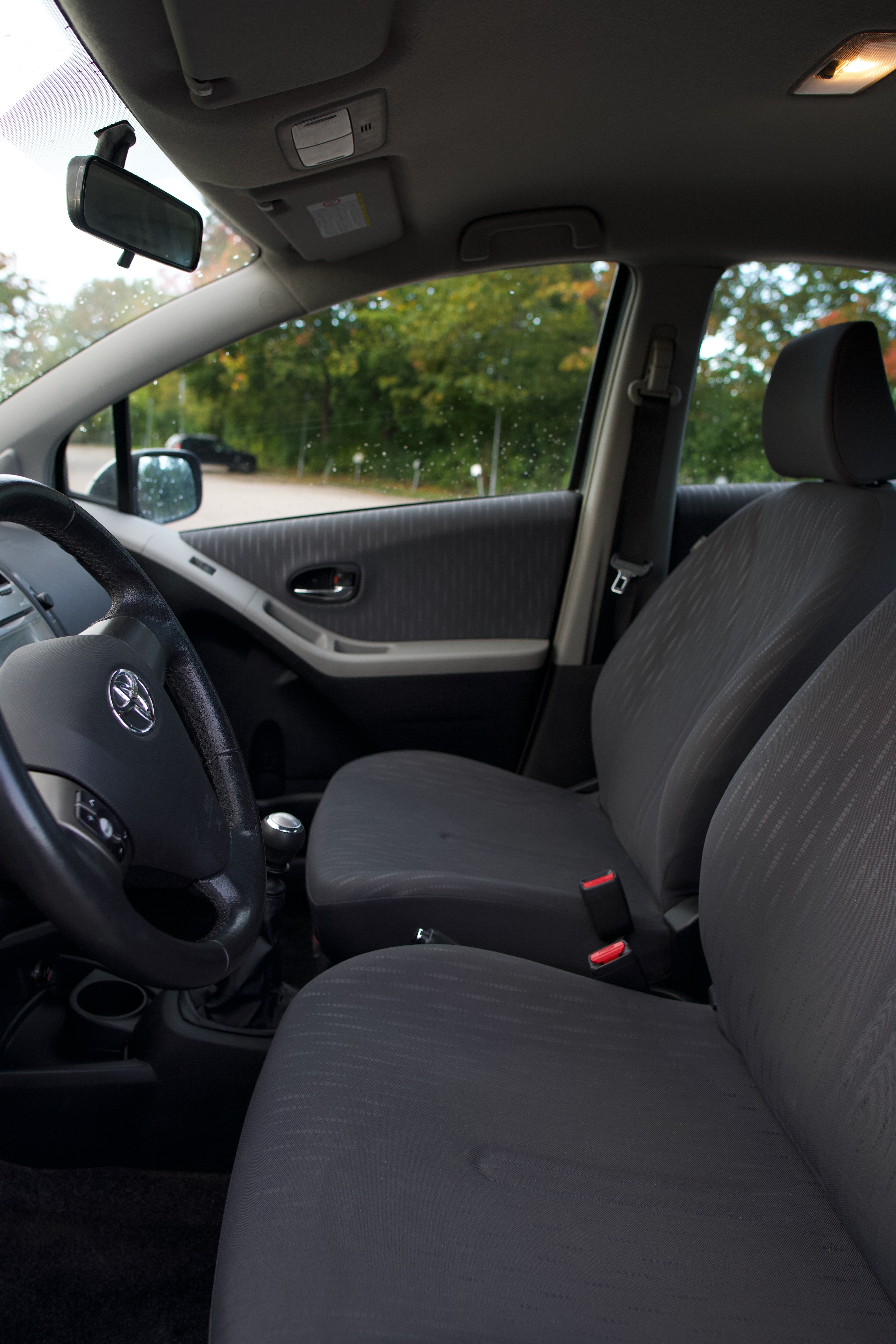 Toyota Yaris 2009, bild 5/9