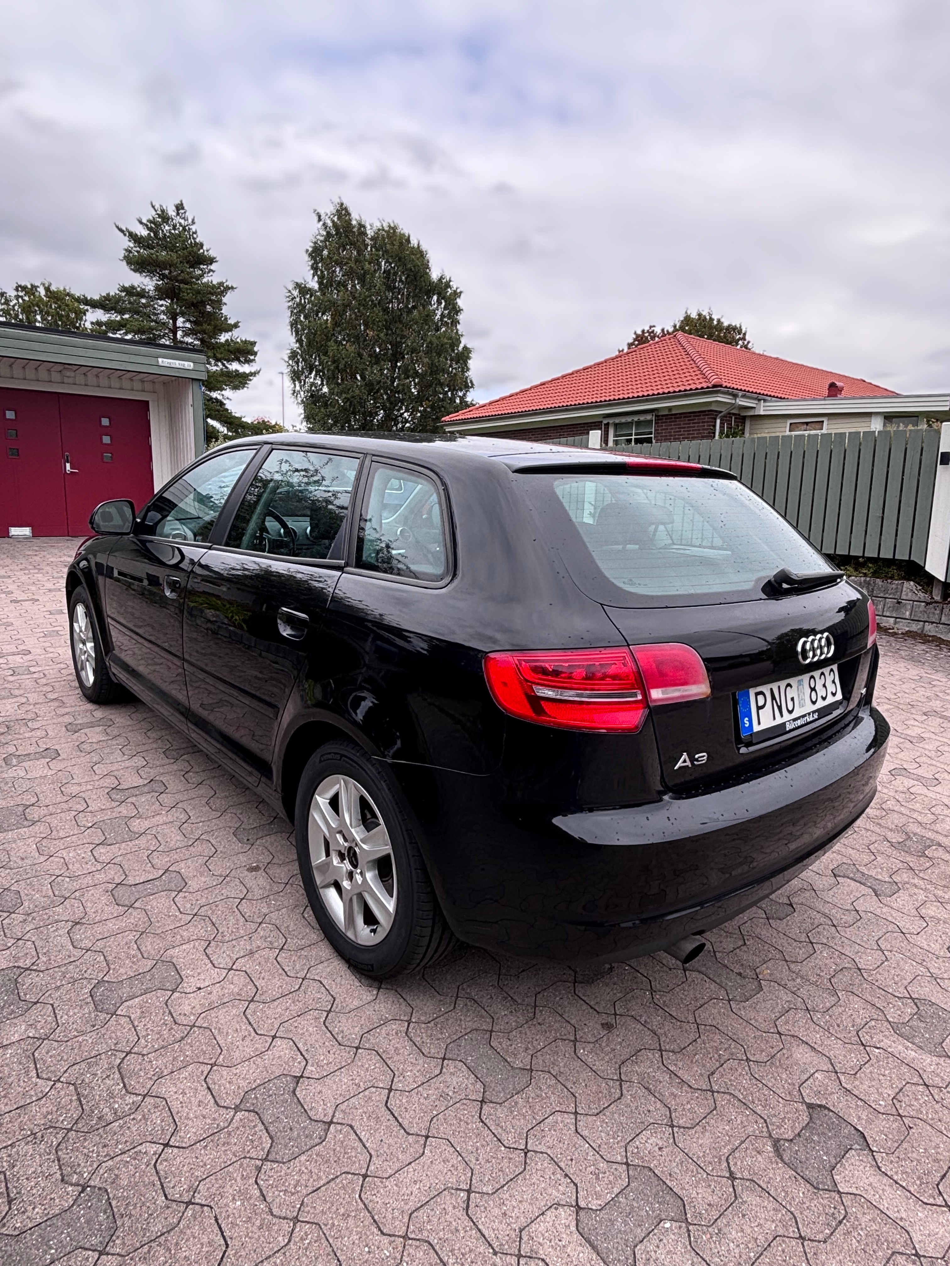 Audi A3 Sportback 1.6 E-Power 8v Manuell 2010, bild 4/6