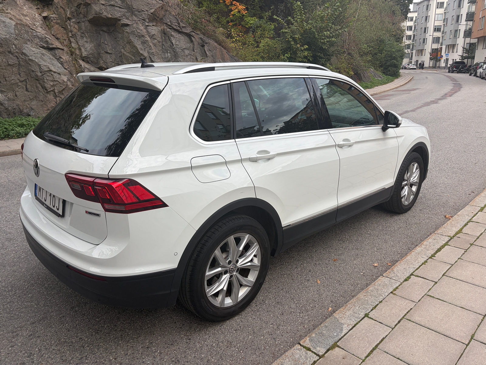 Volkswagen Tiguan 2020, bild 4/8