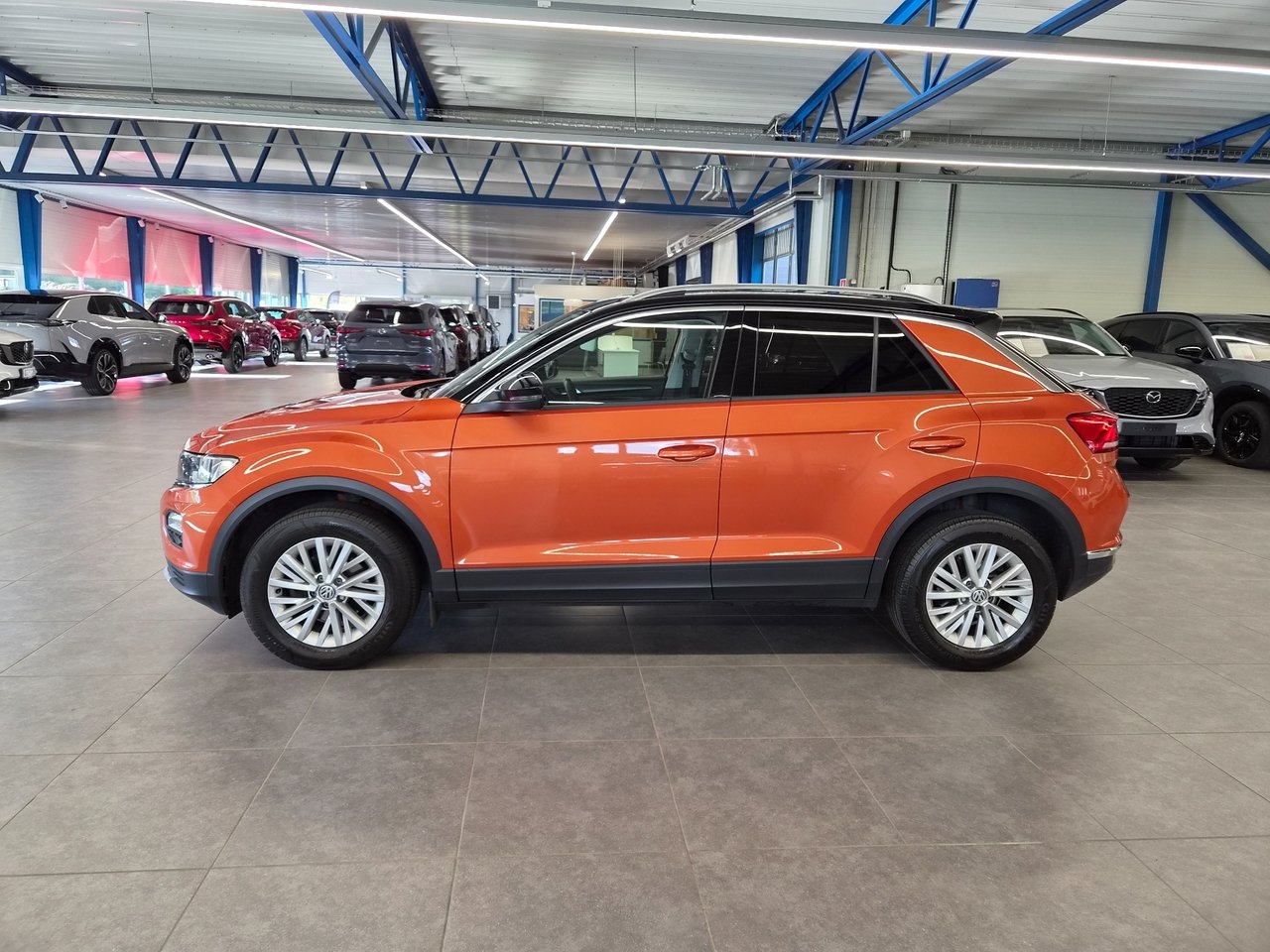 Volkswagen T-Roc 1.0 TSI OPF Base Euro 6 2019, bild 2/10